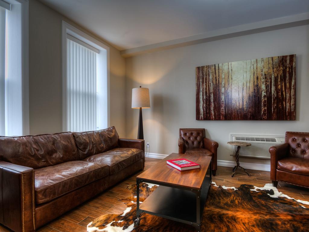Western Hotel & Executive Suites Guelph Exterior photo