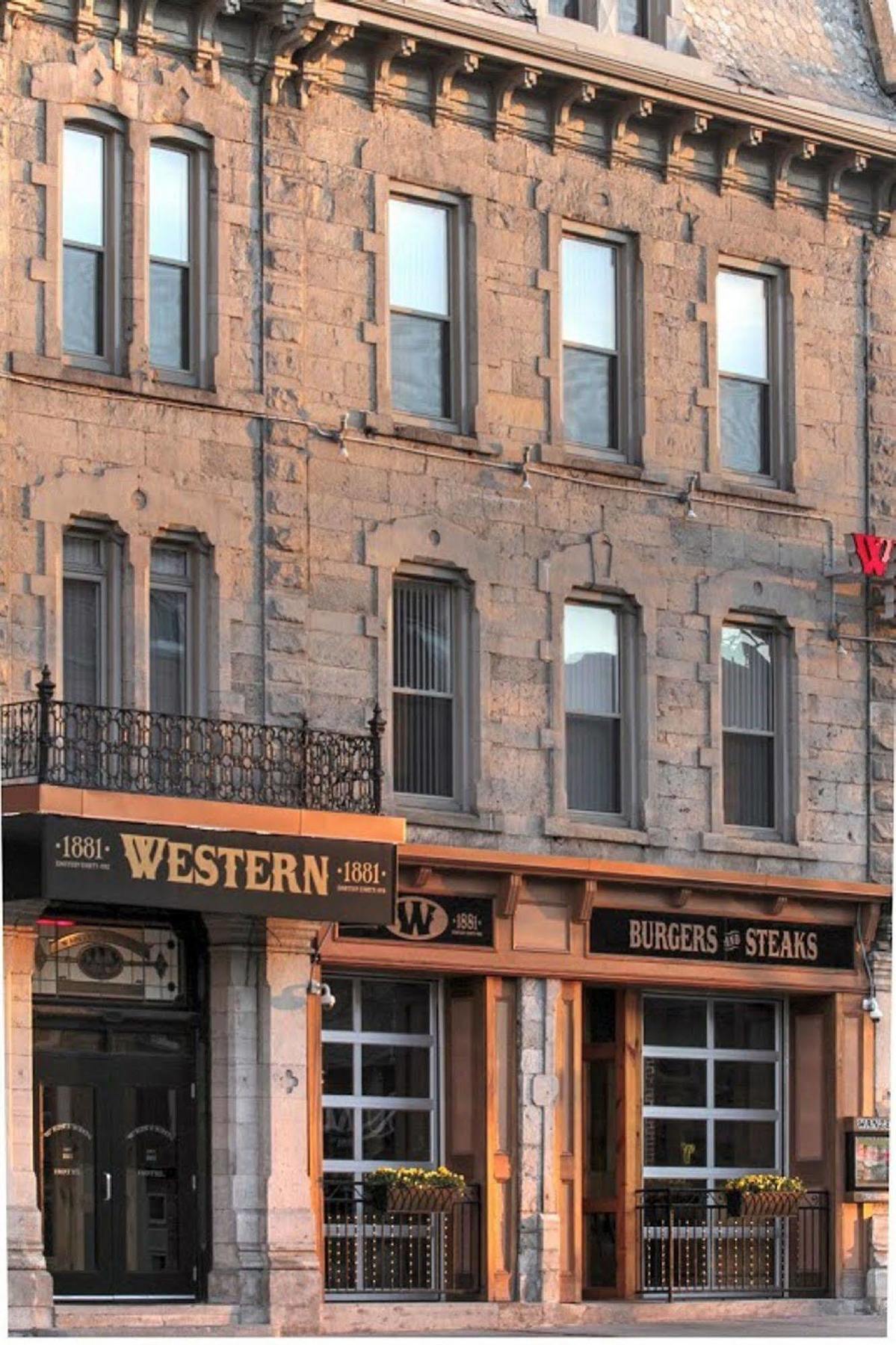 Western Hotel & Executive Suites Guelph Exterior photo